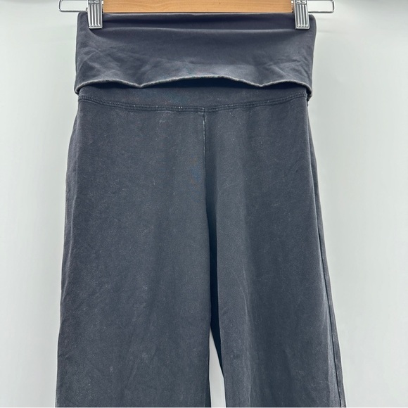 Offline by Aerie OG Foldover High Waisted Super Flare Legging in Washed Black XS - Picture 3 of 12